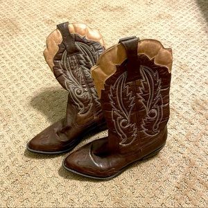 Brown Cowboy boots 5.5
